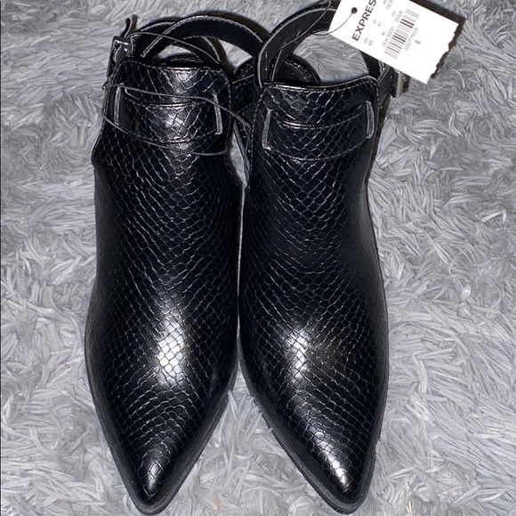 Express Booties - Picture 1 of 4